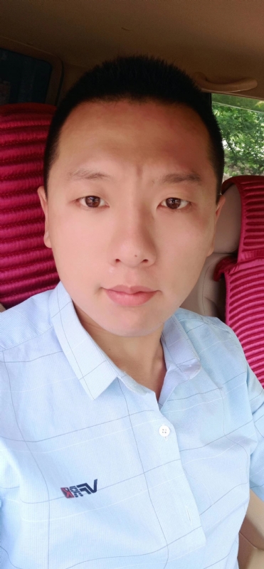霄上的第二张照片--宽甸中老年相亲网